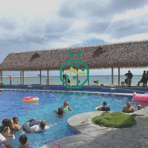 Jerami Sintetik Maldives Untuk Hotel Resort Pantai