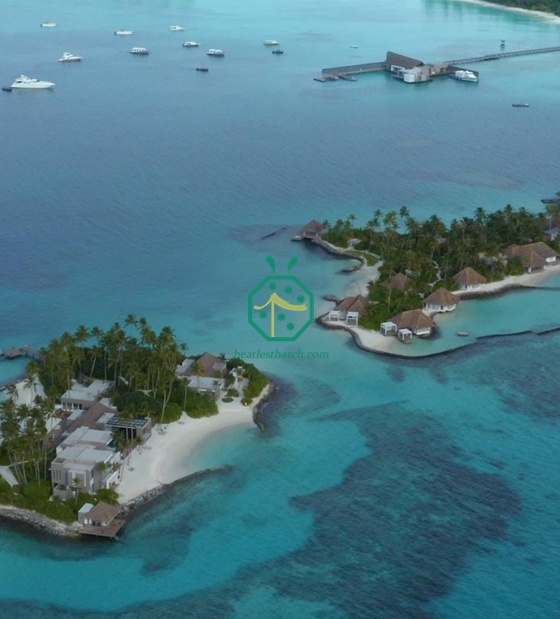 Banglo Island Water Villa Bangunan Bumbung Jerami Palsu